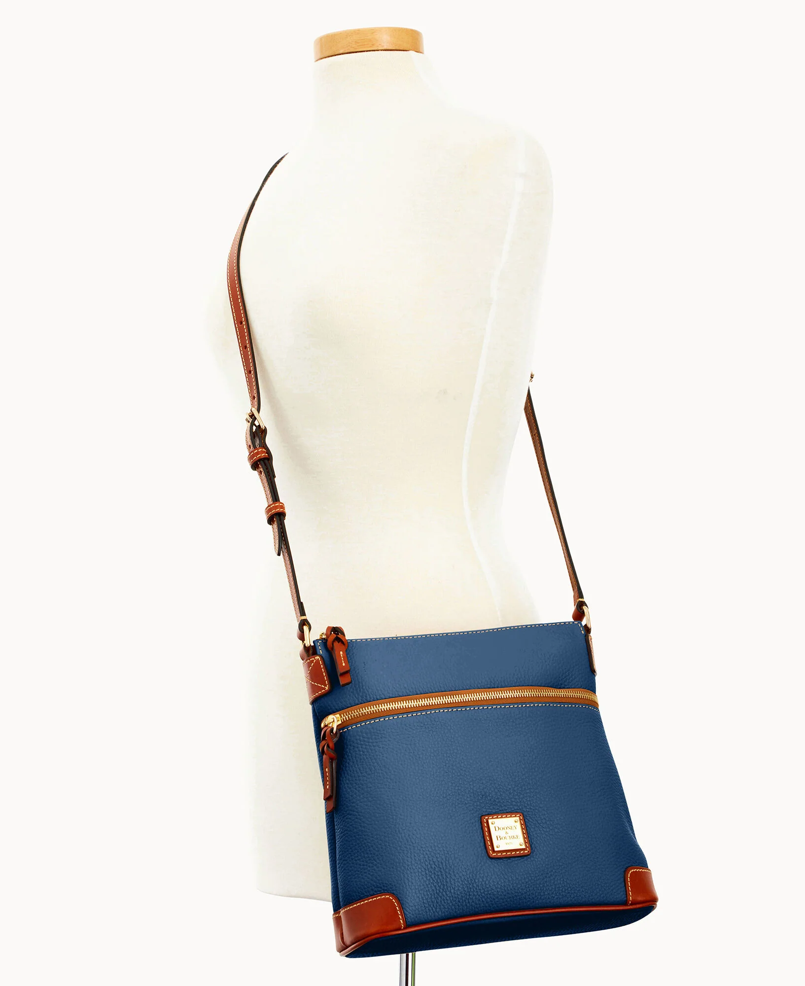 Pebble Grain Crossbody - Image 53
