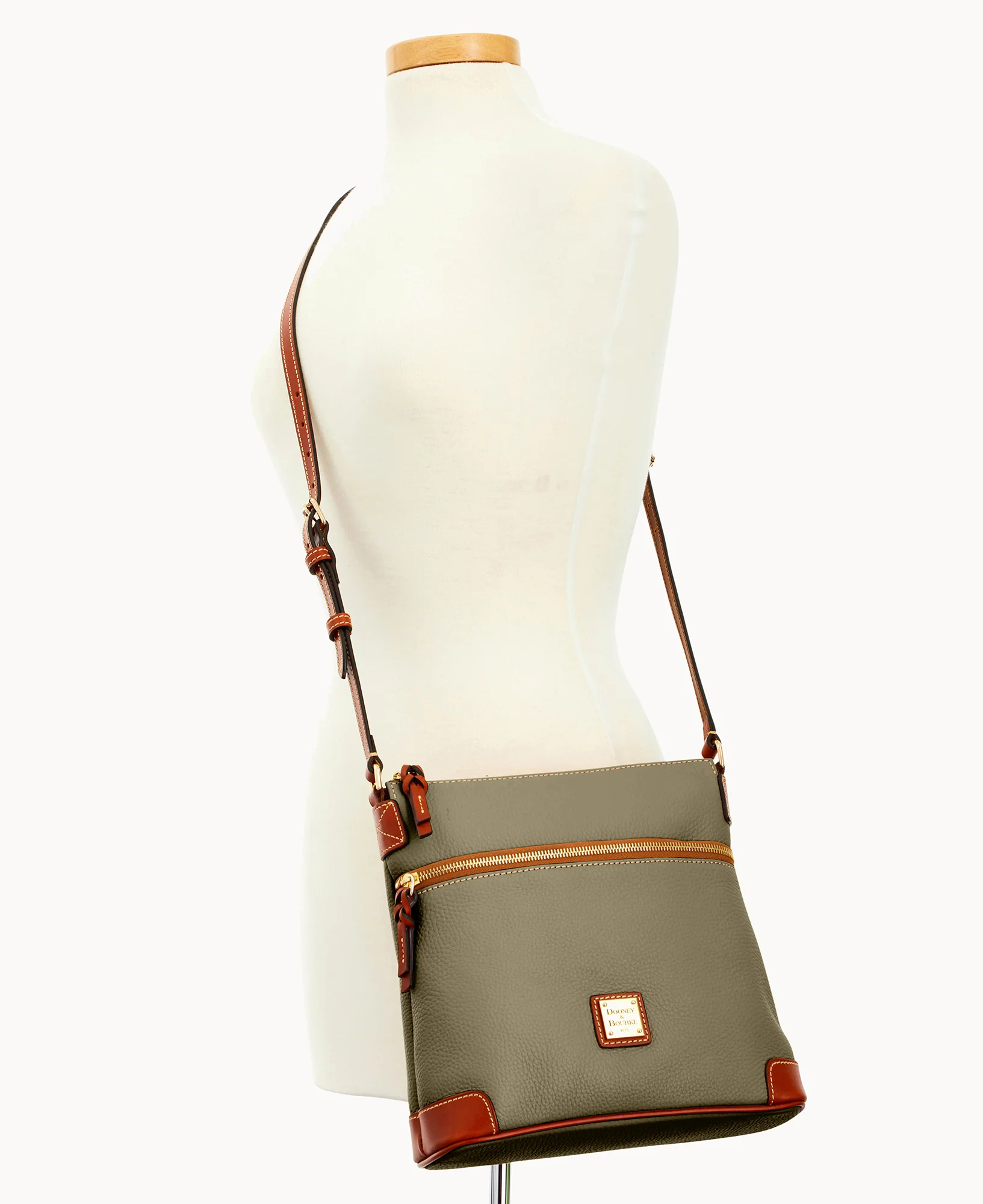 Pebble Grain Crossbody - Image 73