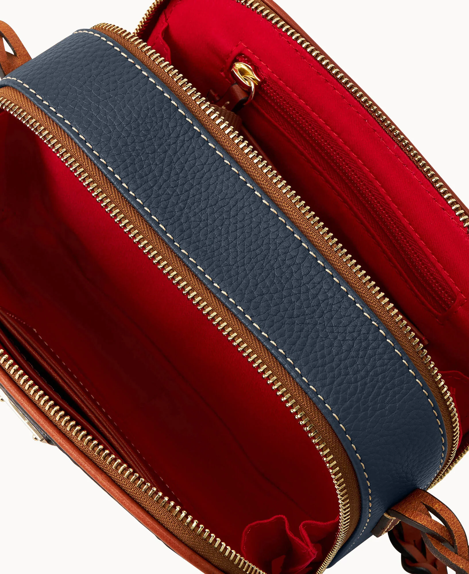 Pebble Grain Deni Crossbody - Image 33