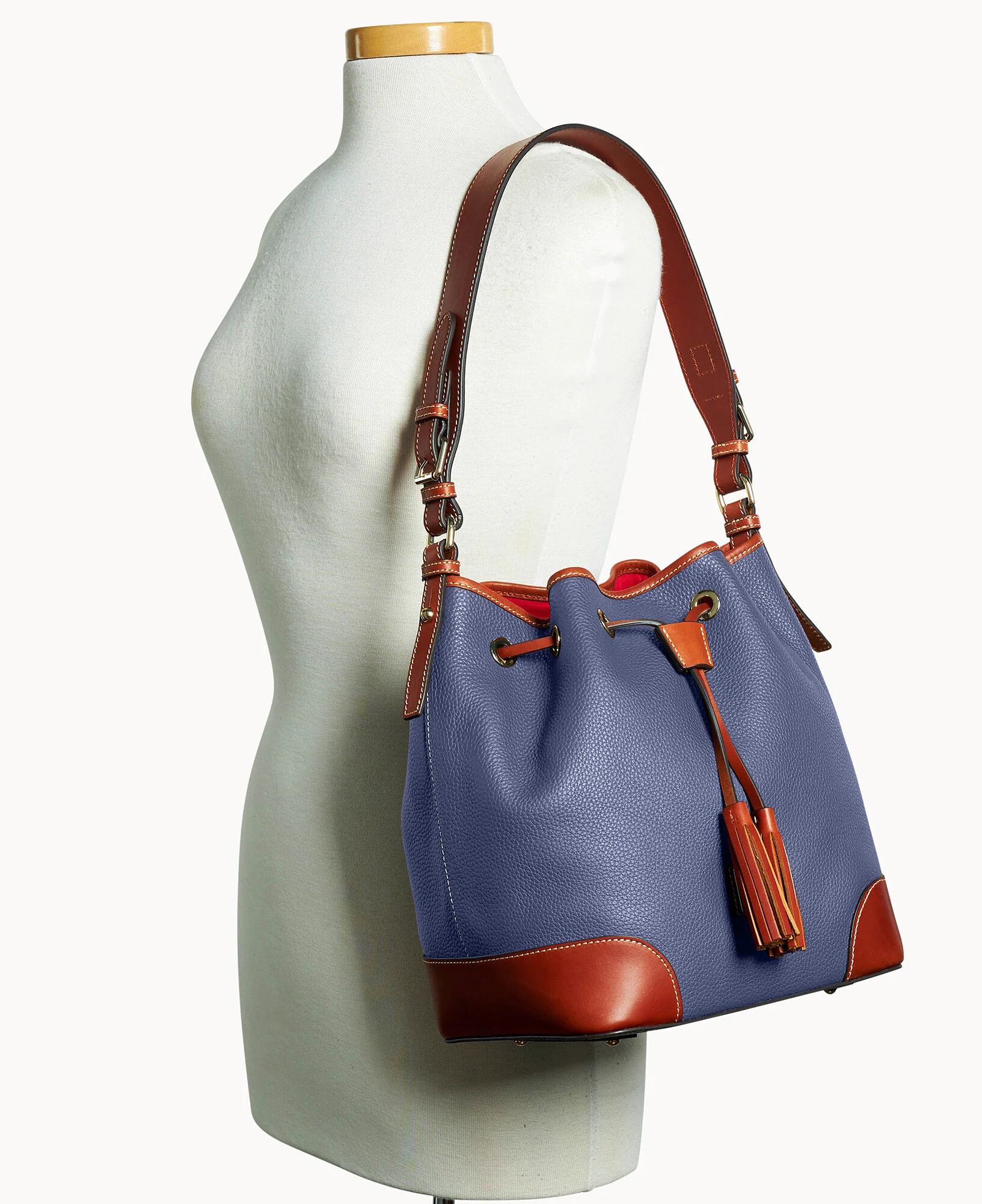 Pebble Grain Drawstring - Image 49