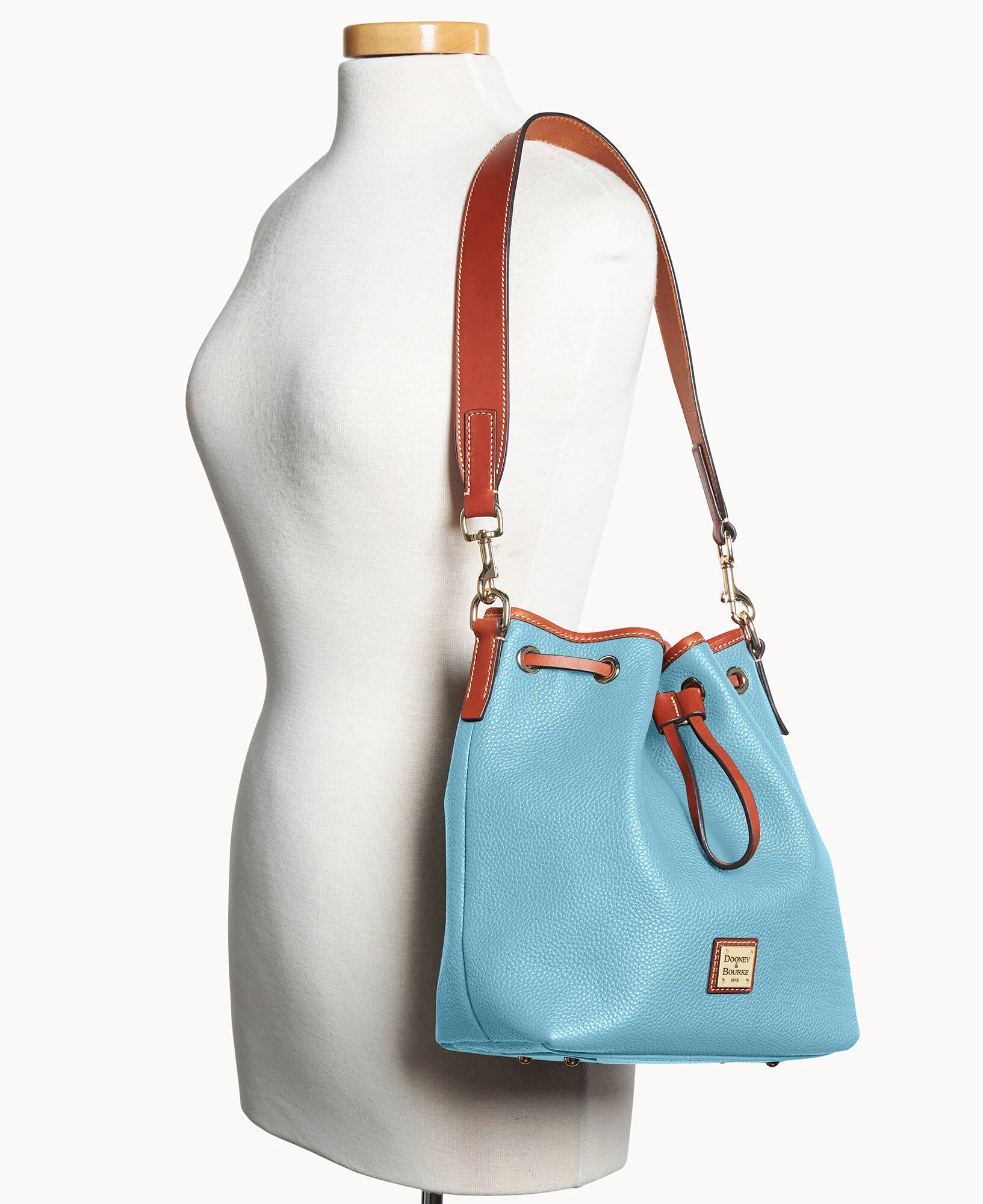 Pebble Grain Drawstring - Image 37