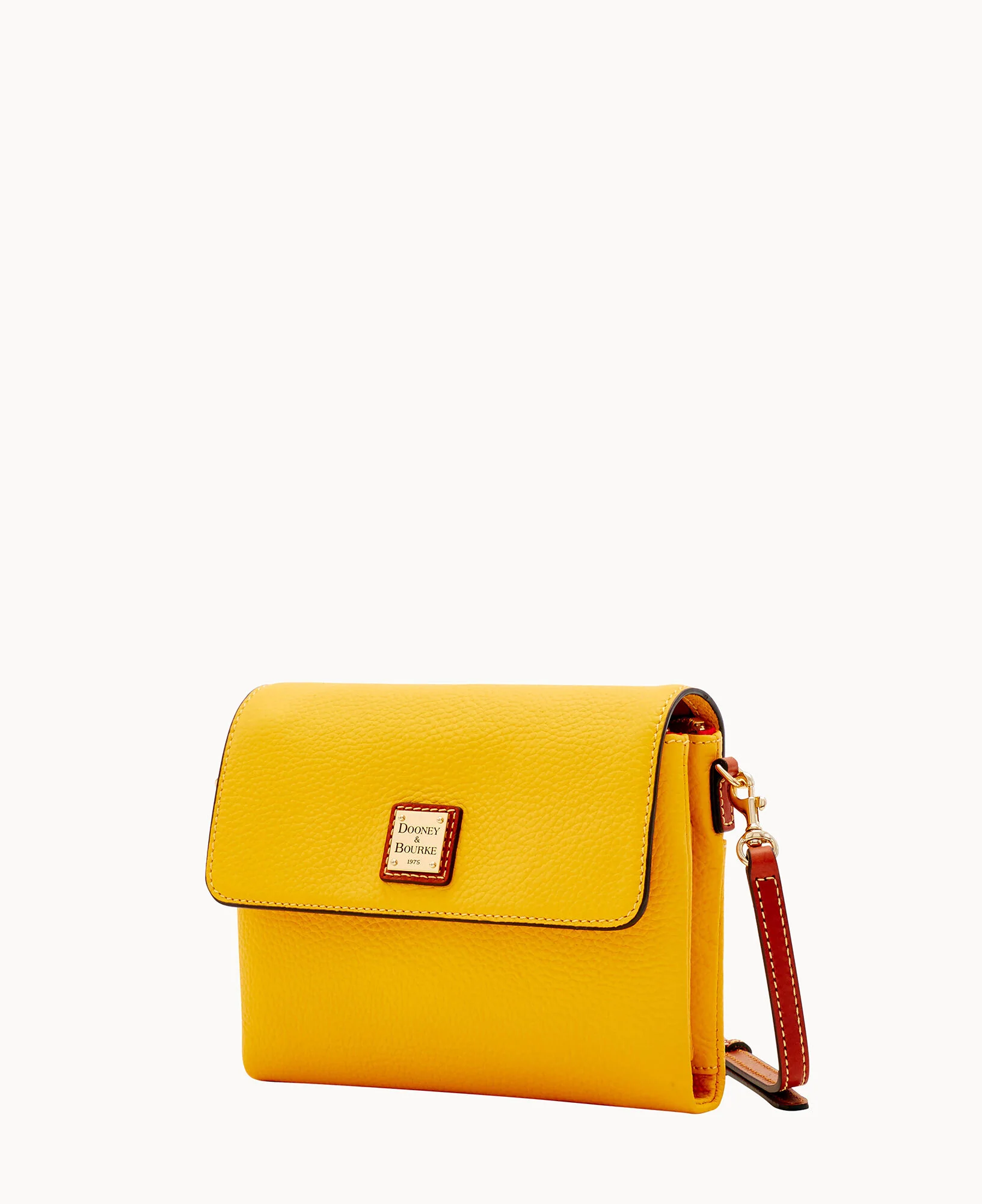 Pebble Grain Hunter Crossbody - Image 70