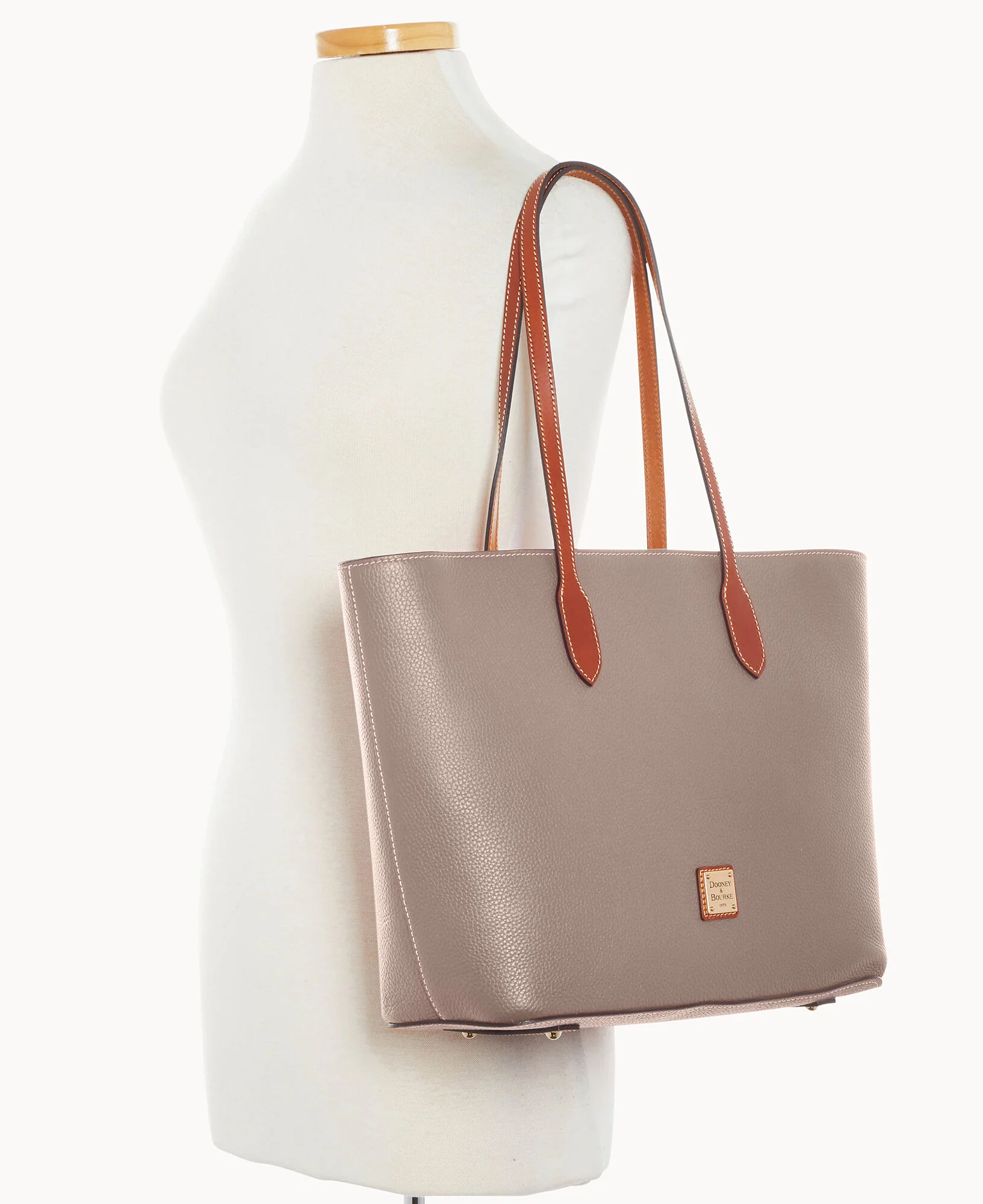 Pebble Grain Large Tote - Image 5