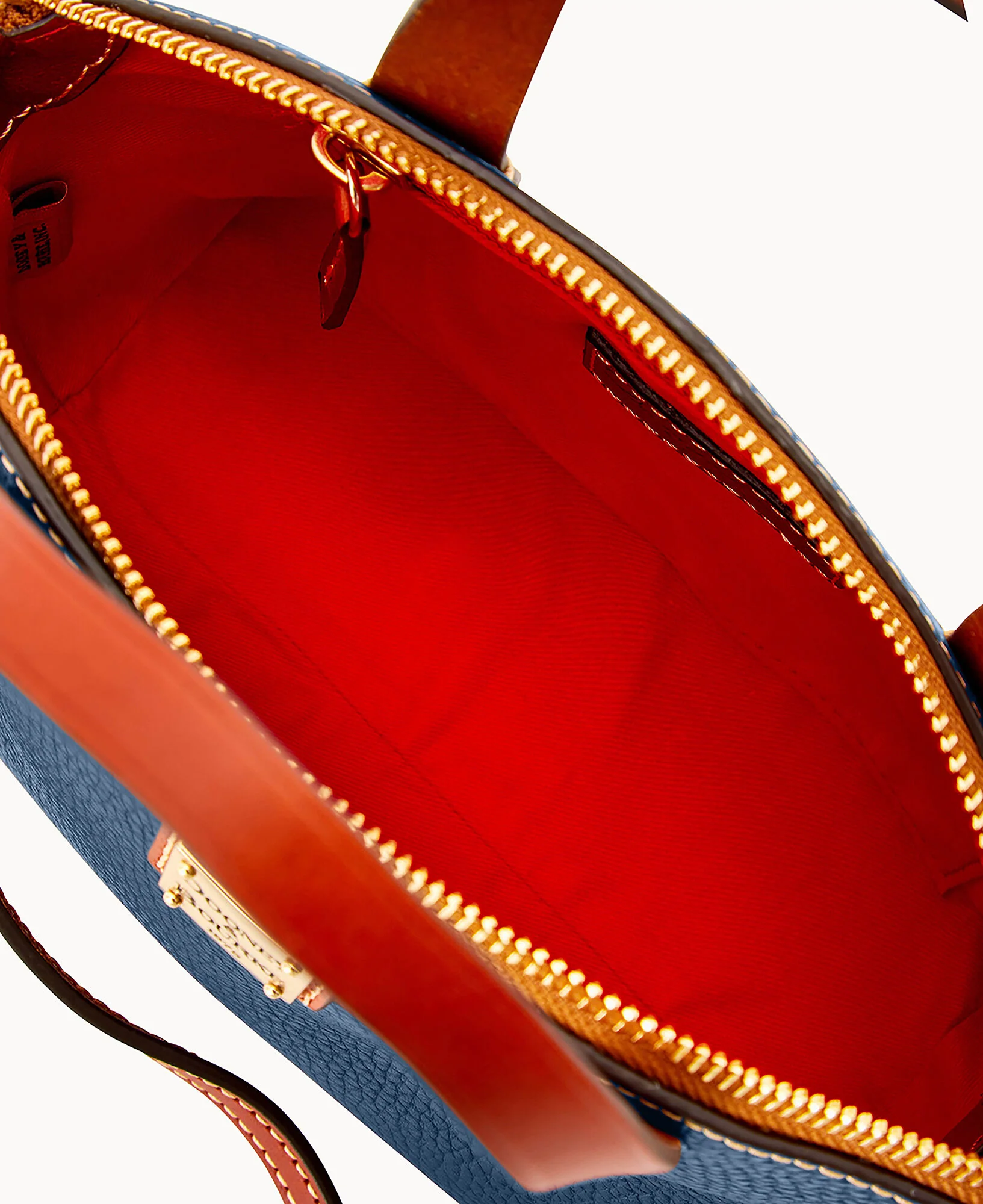 Pebble Grain Ruby - Image 5