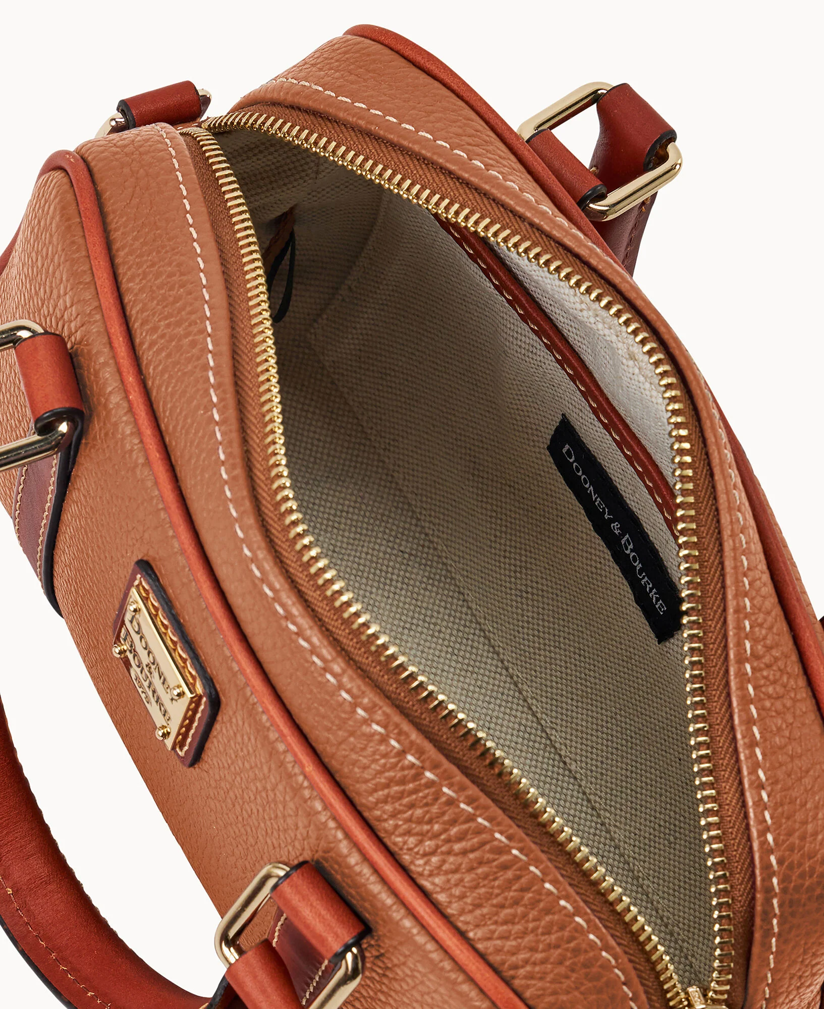 Pebble Grain Satchel 24 - Image 13