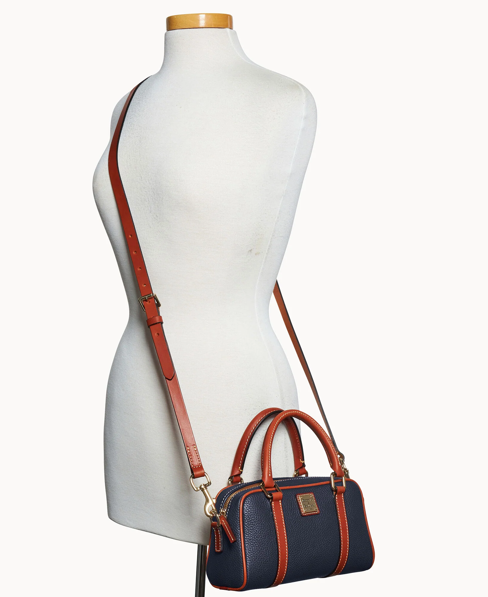Pebble Grain Satchel 24 - Image 17