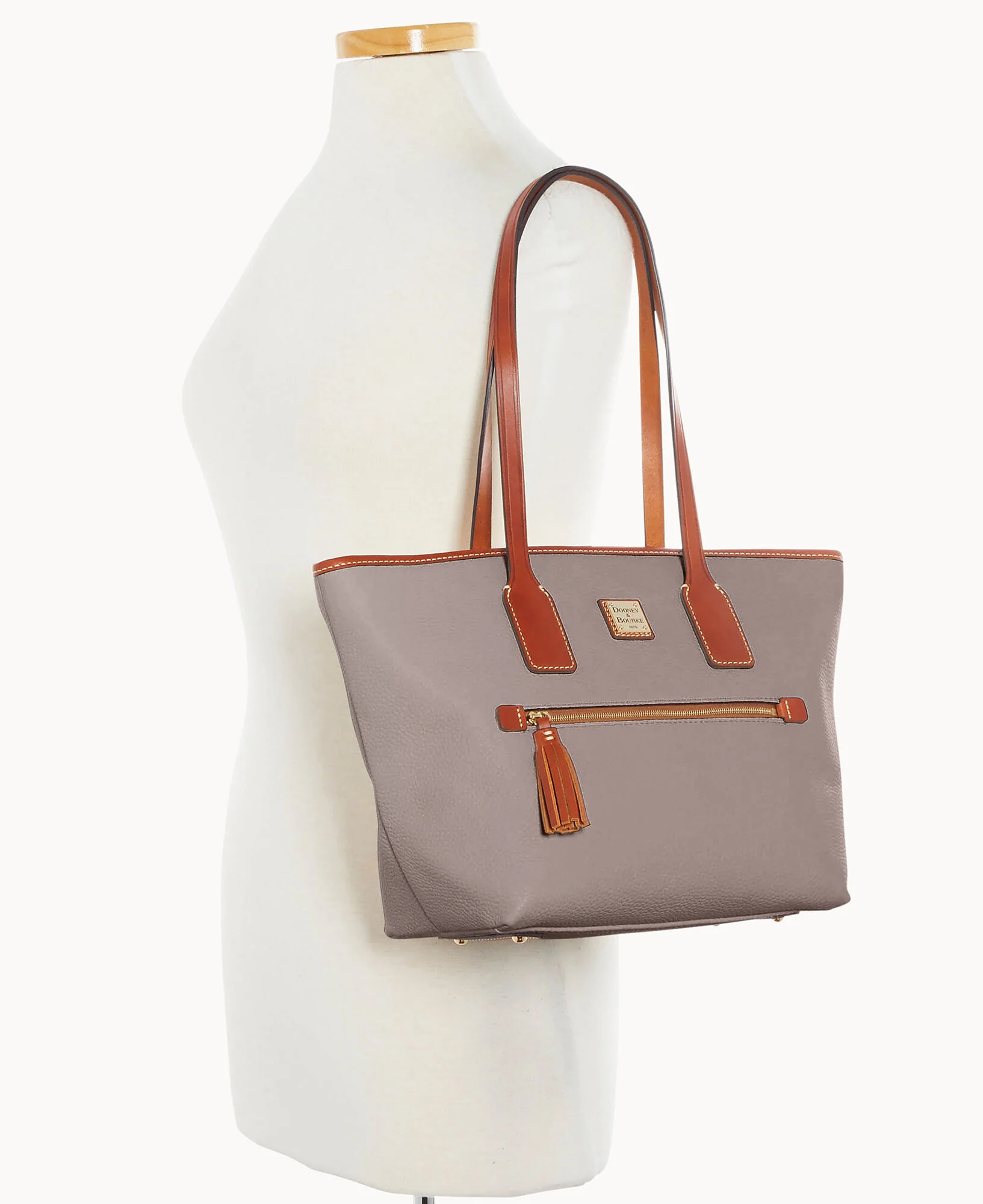 Pebble Grain Small Tote - Image 71