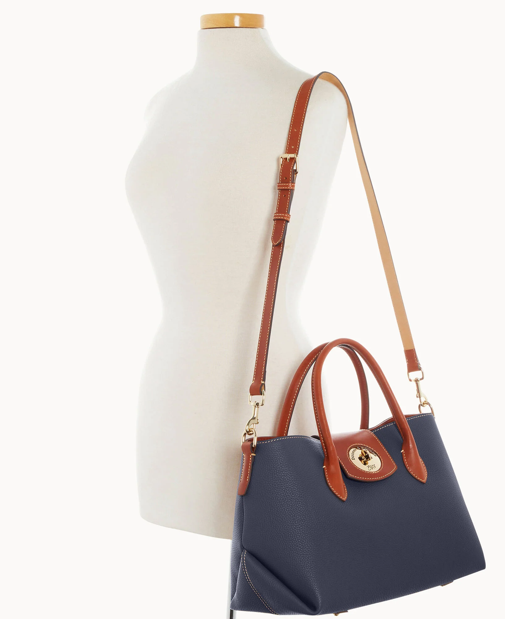 Pebble Turnlock Handle Tote 30 - Image 64