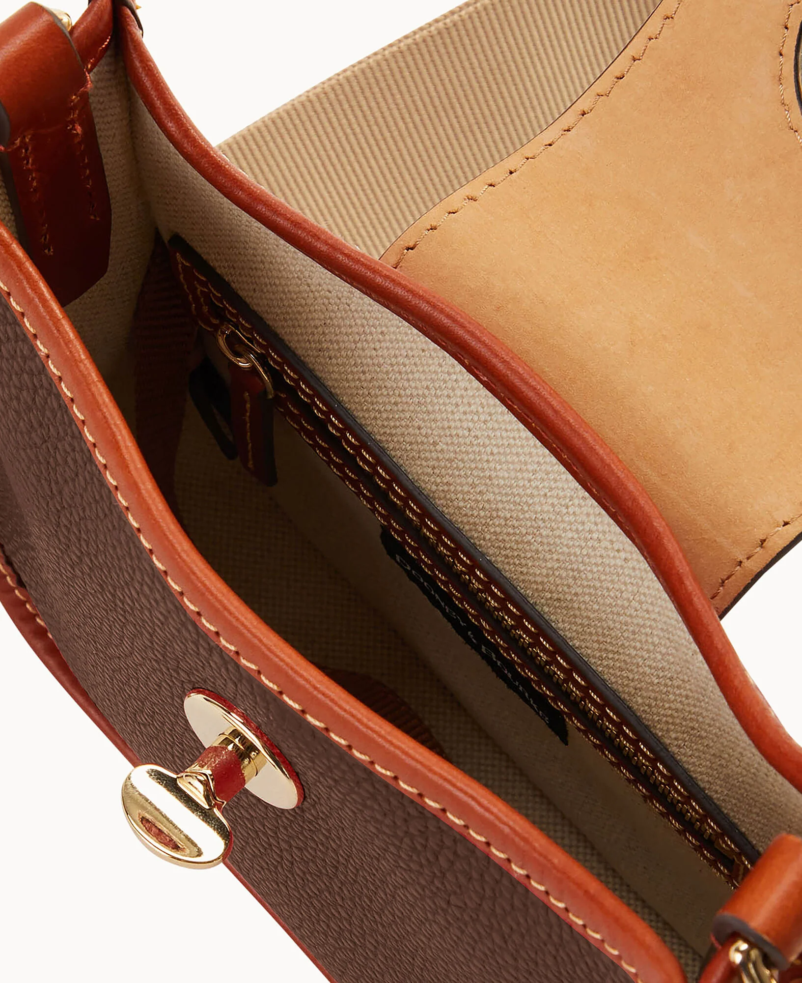 Pebble Turnlock Messenger 20 - Image 57