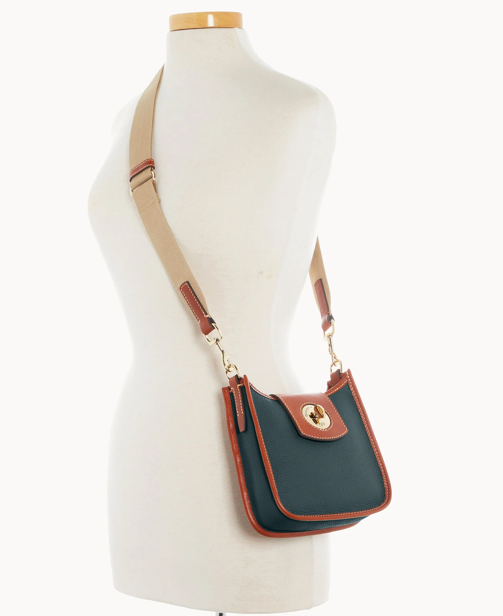 Pebble Turnlock Messenger 20 - Image 75