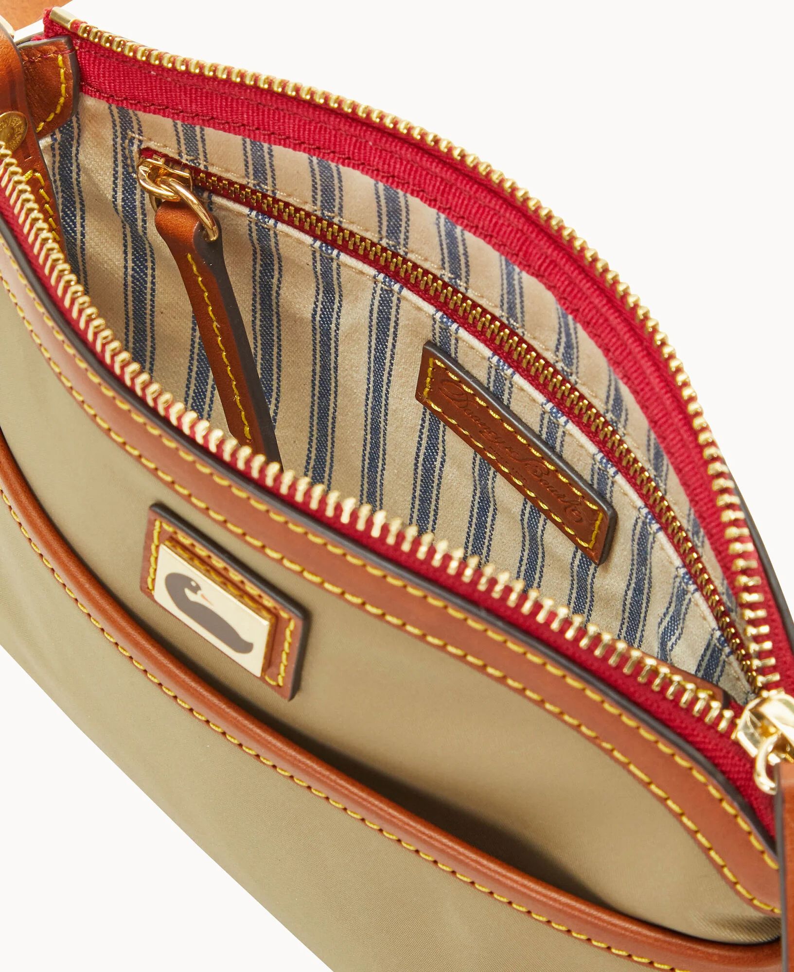 Wayfarer Domed Crossbody - Image 15