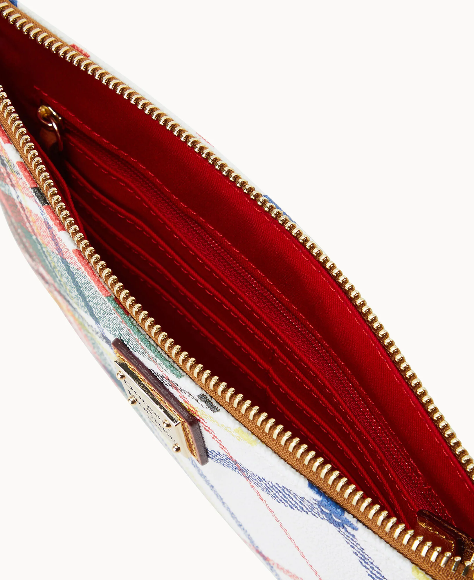 Windsor Carrington Wristlet - Image 3